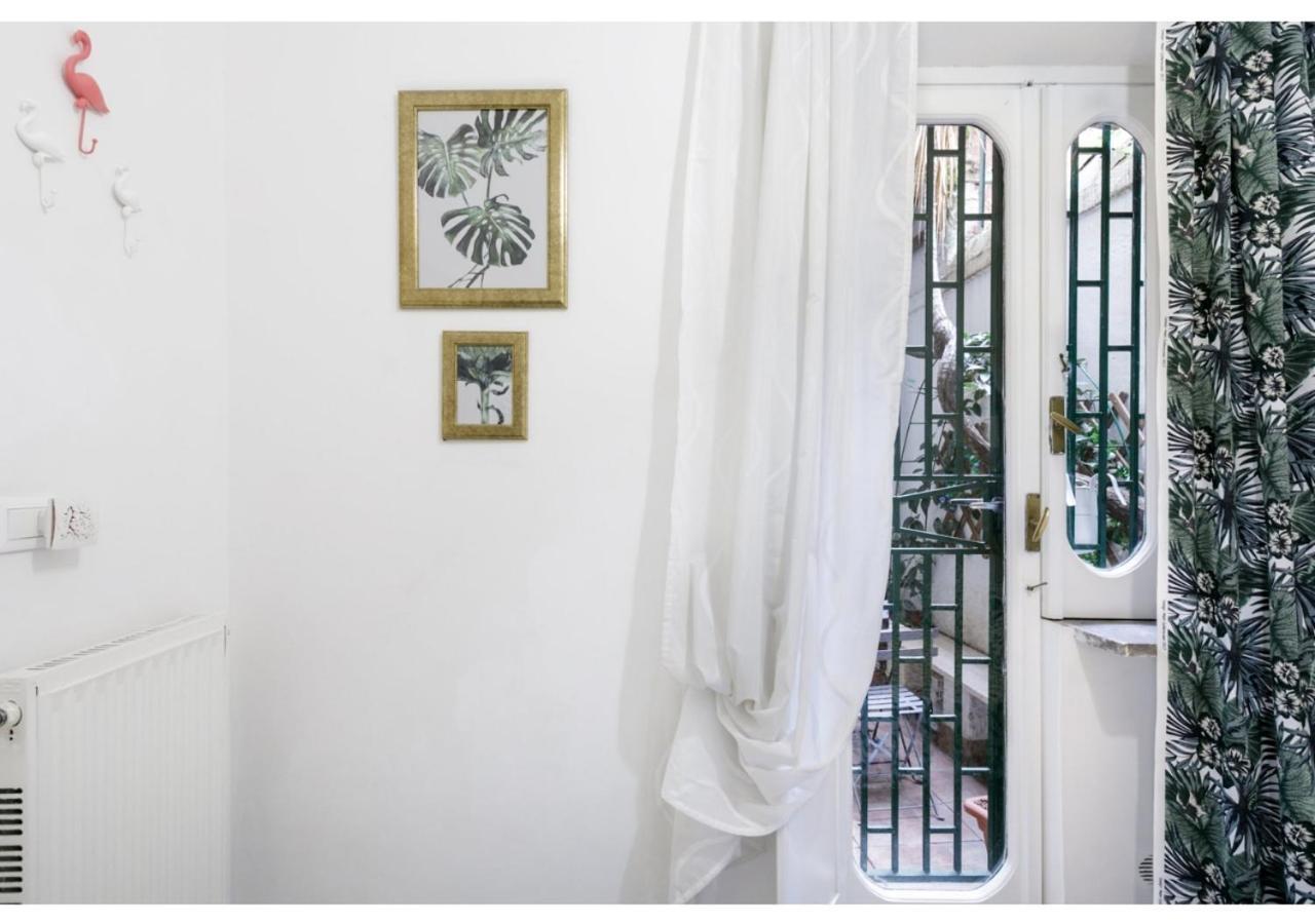 Pied-A-Terre Domusuite Rhome Colosseo Roma Exterior foto